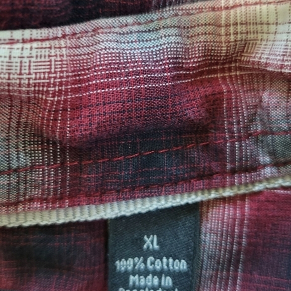 J. Ferrar Long sleeve button up shirt Mens Size XL Plaid red - Picture 4 of 7